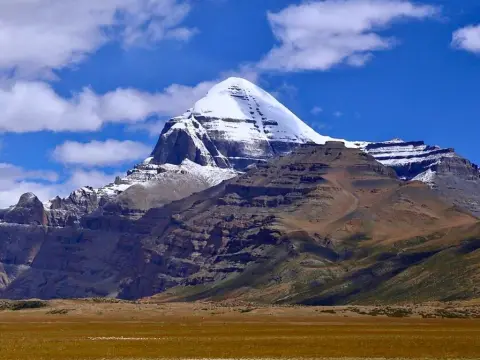 Where is Mount Kailash Located