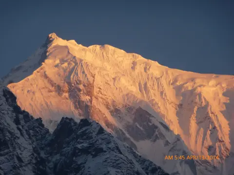 Langtang Lirung