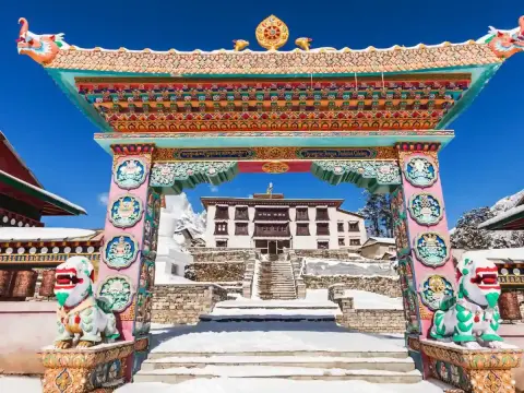 Tibetan Buddhism in Nepal: A Guide to the Country’s Best Monasteries