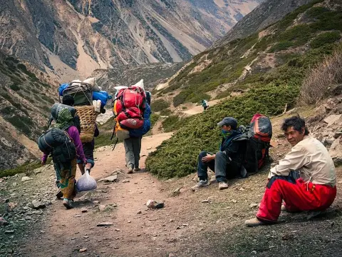 Annapurna Circuit Trek Packing List