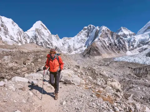 Three Passes Trek Cost: Private vs Group